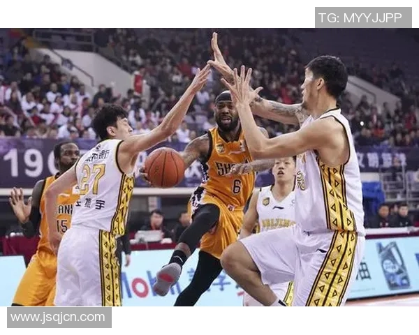 CBA联赛精彩对决北京队迎战山西队直播盛况全程回顾与分析
